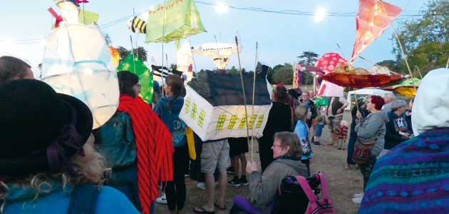 lanterns in crowd